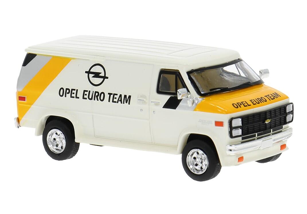 Brekina 18256 H0 Chevrolet C20 "Opel Euro Team"