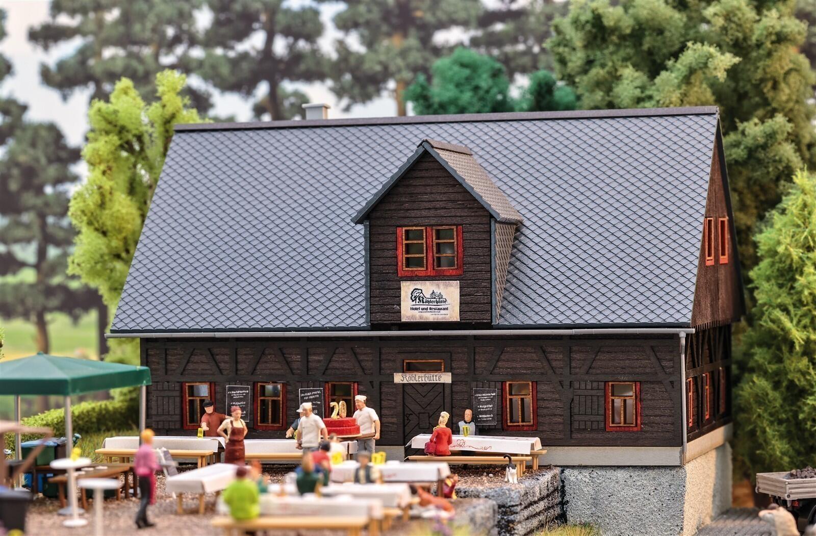 Busch 1964 H0 Waldgasthaus Köhlerhütte