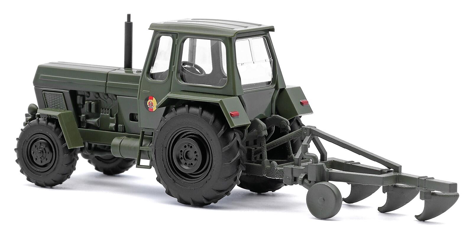 Busch 54207 H0 Traktor ZT 303D Dreischarpf.