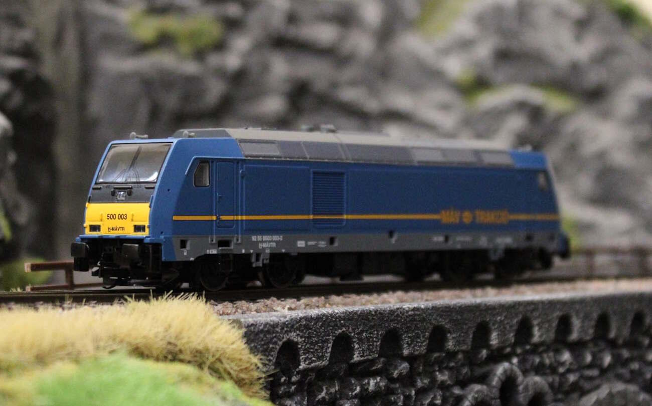 Tillig 502547 TT Diesellokomotive Traxx MAV, Ep VI