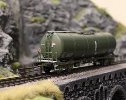 Igra Modell 96210065 H0 Kesselwagen Zacns 88 Militär...