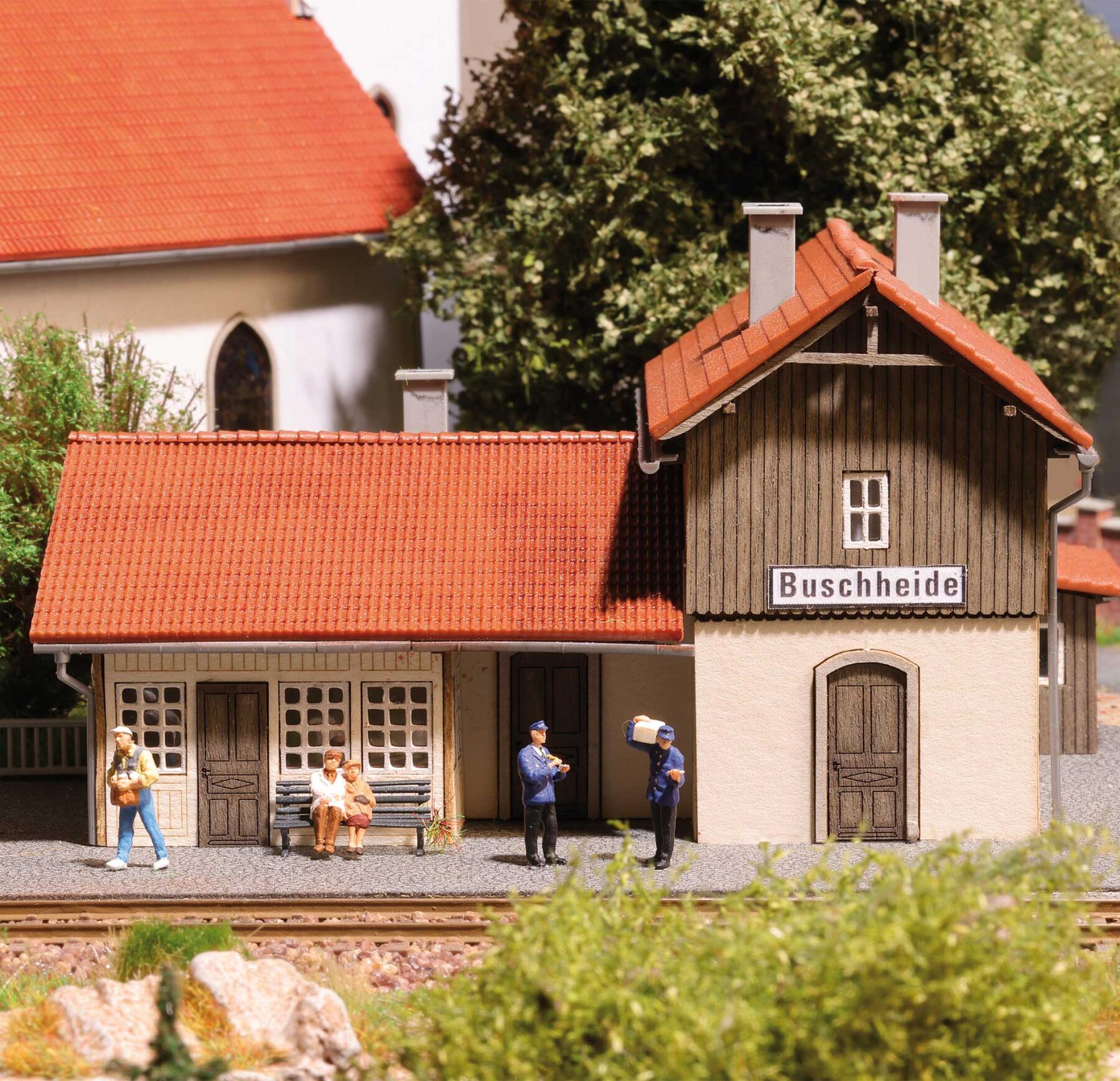 Busch 8828 TT Bahnhof