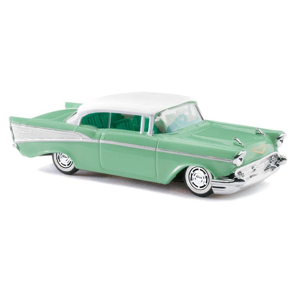 Busch 45024 H0 Chevrolet Bel Air Limo, Grün