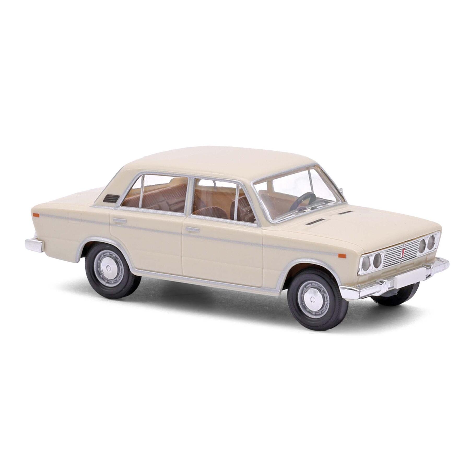 Busch 50555 H0 Lada 1600, Beige