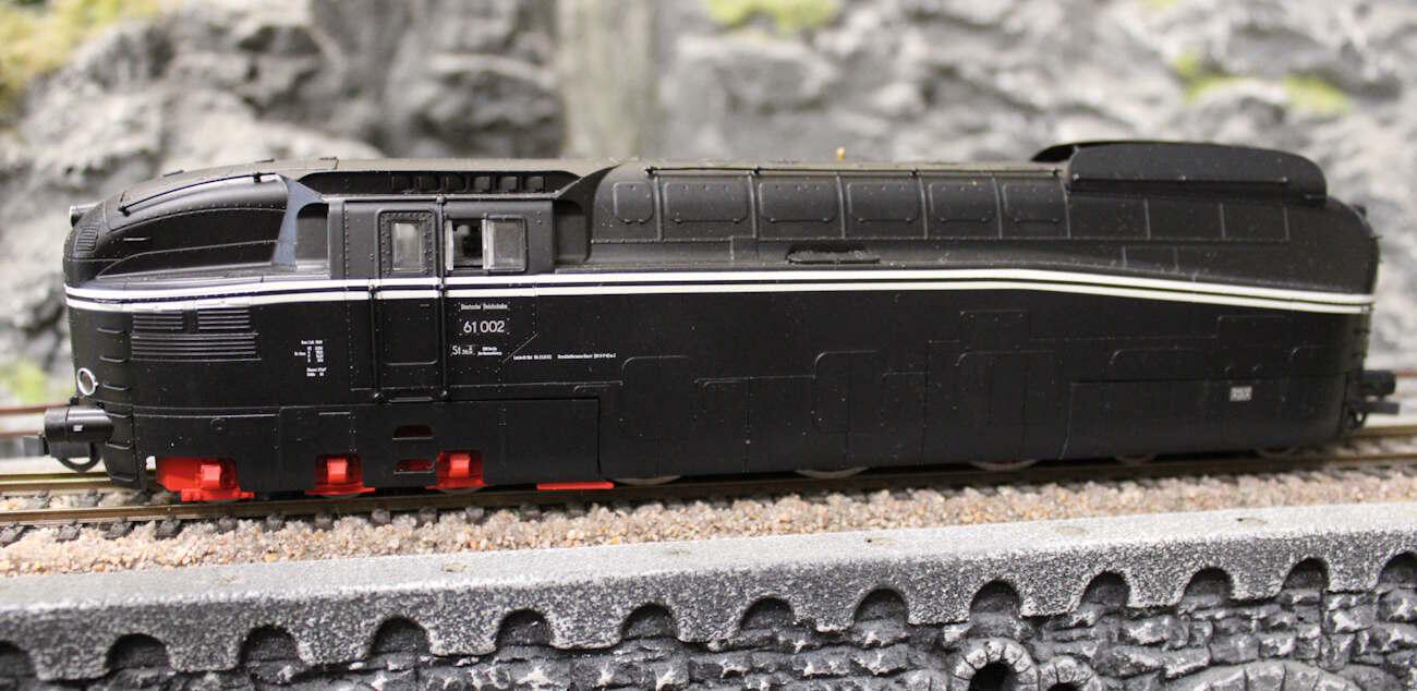 Rivarossi HR 2343 H0 BR 61 002 ex Henschel-Wegmannzug DR EP 3, mit Decoder