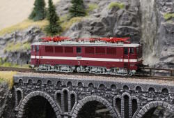 Brawa 43106 Elektrolokomotive BR 211 DR , mit Decoder