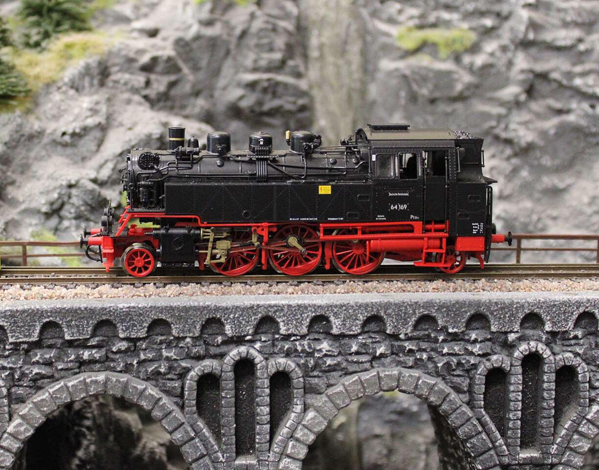 Roco 62203 Dampflok BR 64 169 DR Spur H0 - OVP - mit Decoder