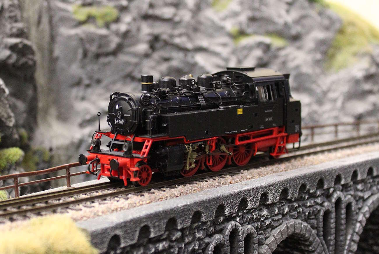 Roco 62203 Dampflok BR 64 169 DR Spur H0 - OVP - mit Decoder