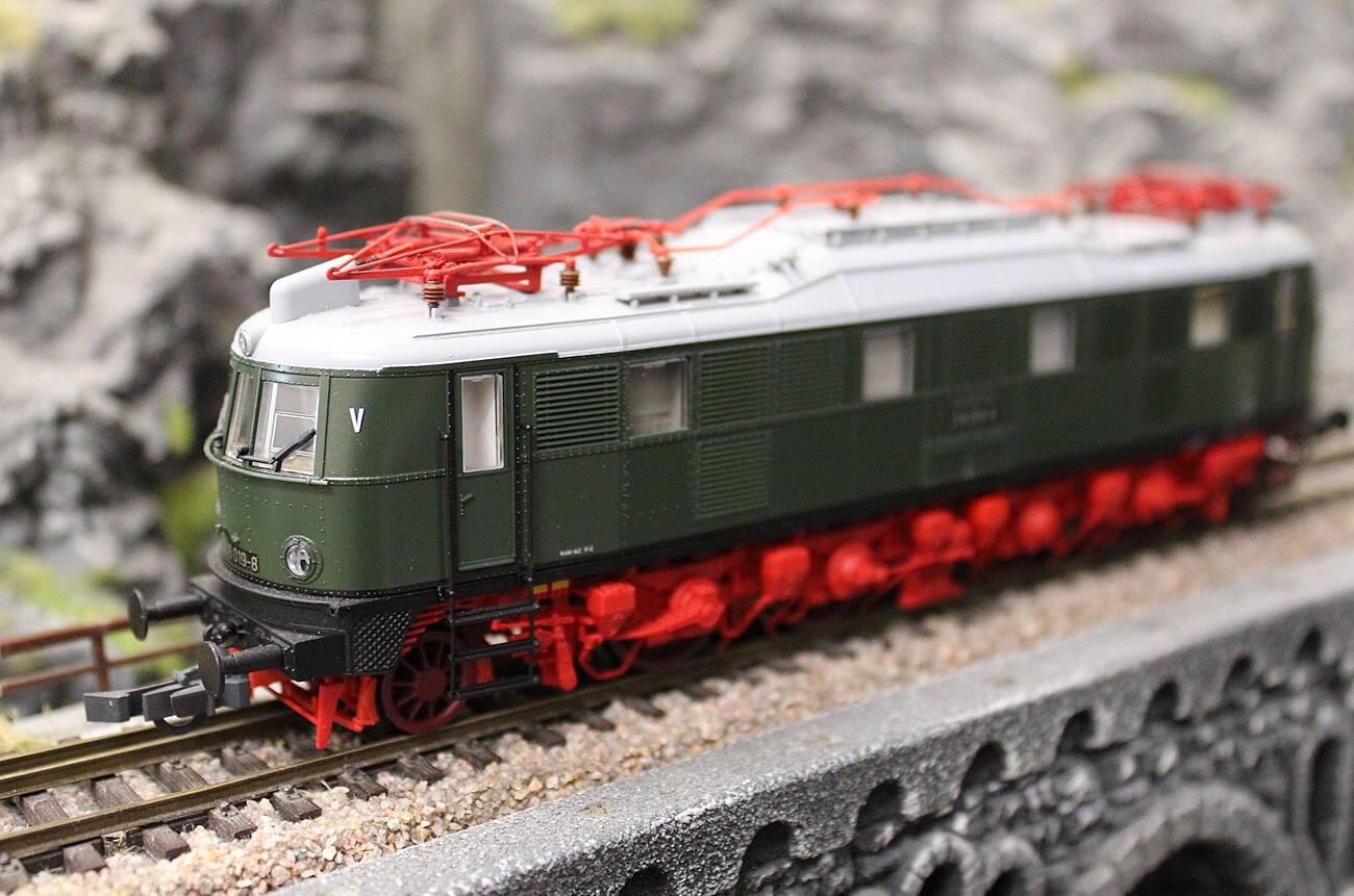 Piko 51862 Elektrolokomotive BR 218 DR - OVP - mit Decoder