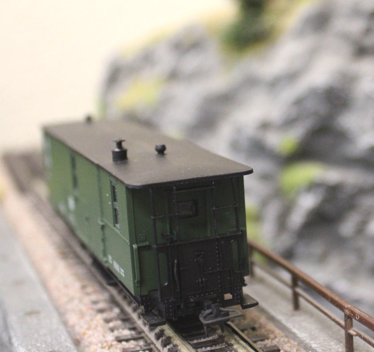 PMT / Technomodell 5-3413 4-achsiger Zugführerwagen der DR