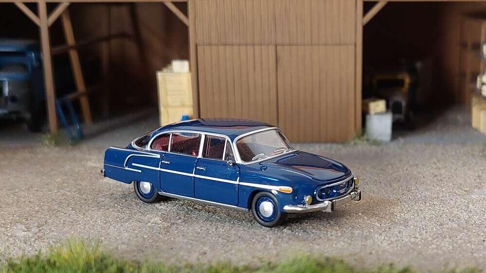 Modell-Car Zenker 03-451Tatra 603-2 - Sonderfarbe Azurblau