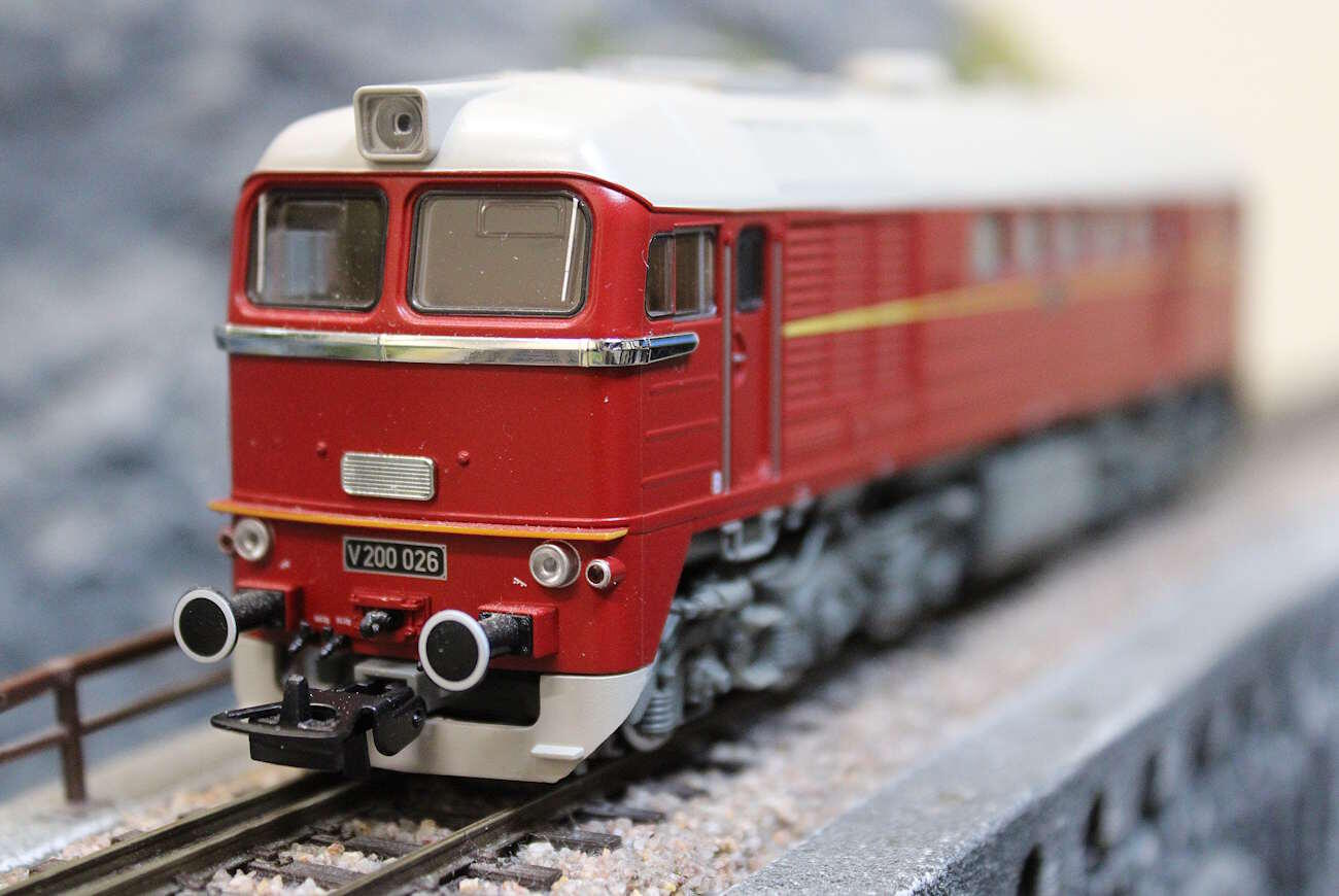 Piko 52800 Diesellokomotive BR V200 DR Spur H0 - OVP - mit Sound