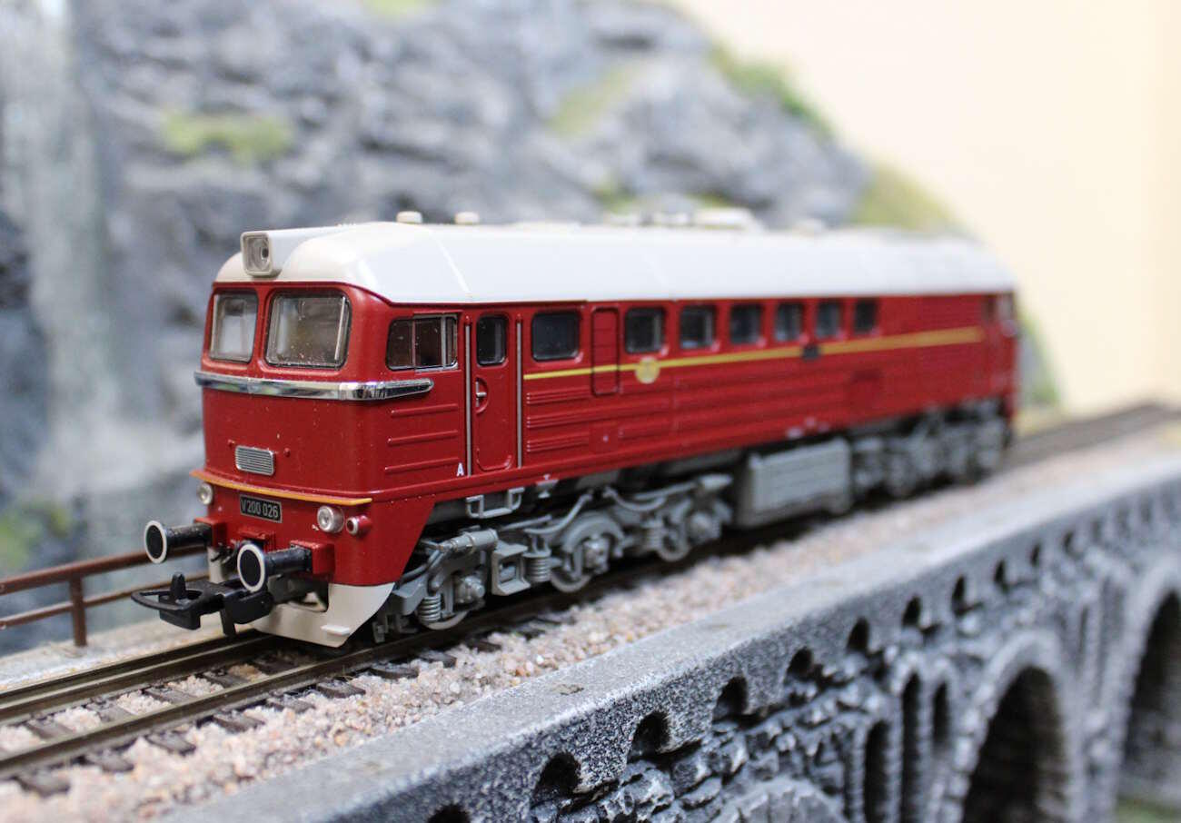Piko 52800 Diesellokomotive BR V200 DR Spur H0 - OVP - mit Sound