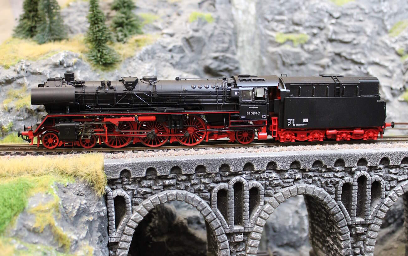 Roco 72205 Schnellzugdampflok BR 03 0058-2 Reko DR  - Spur H0 - Sound