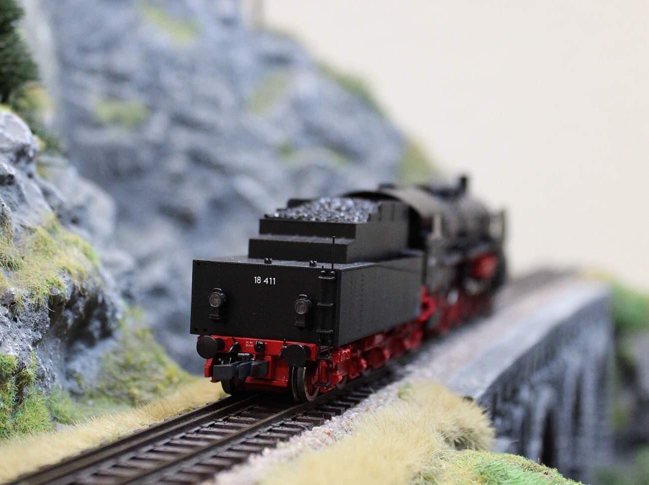 Roco 63363 Schlepptenderlokomotive BR 18.4 DB  -Ep III - Spur H0 - Digital