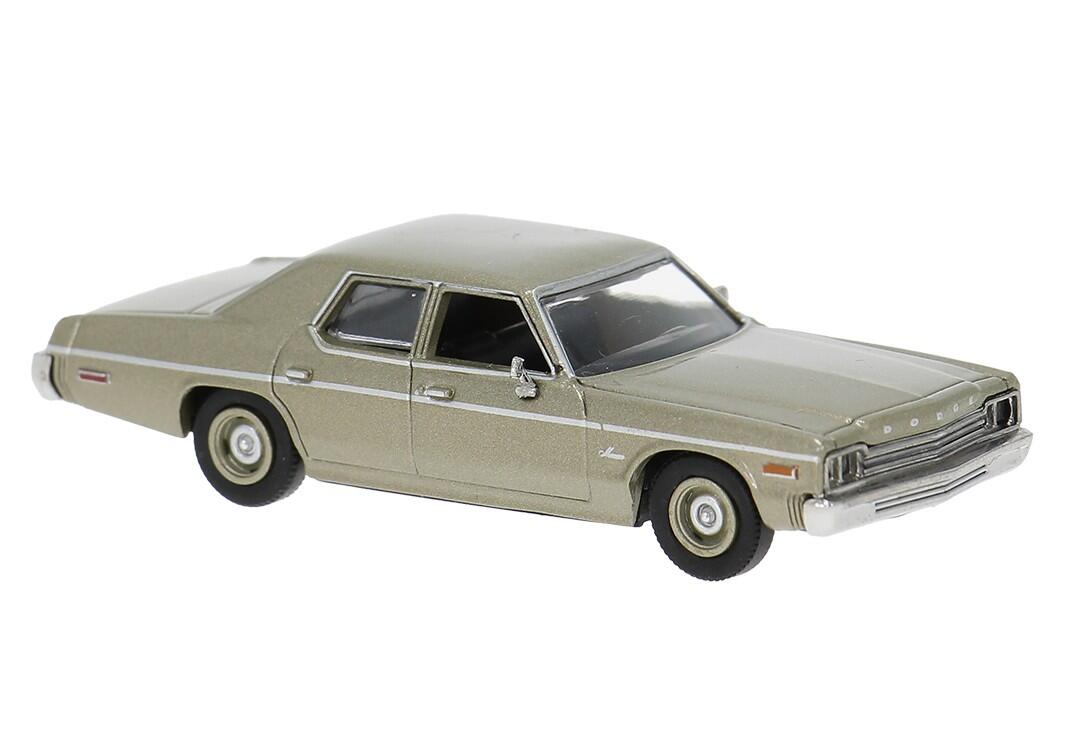 Brekina 18165 H0 Dodge Monaco in gold