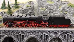 Liliput 104501 Schlepptenderlokomotive BR 45 011 DB - OVP...