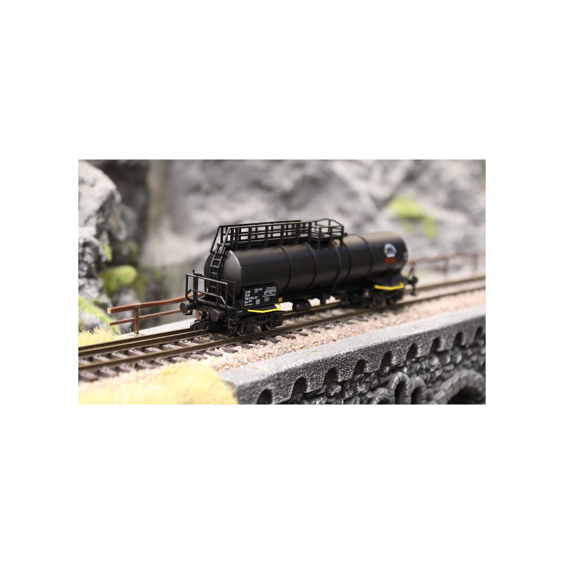 Tillig 502575 TT Gaskesselwagen Zacs, "BUNA" der DR, Ep.IV (ex. 15421)