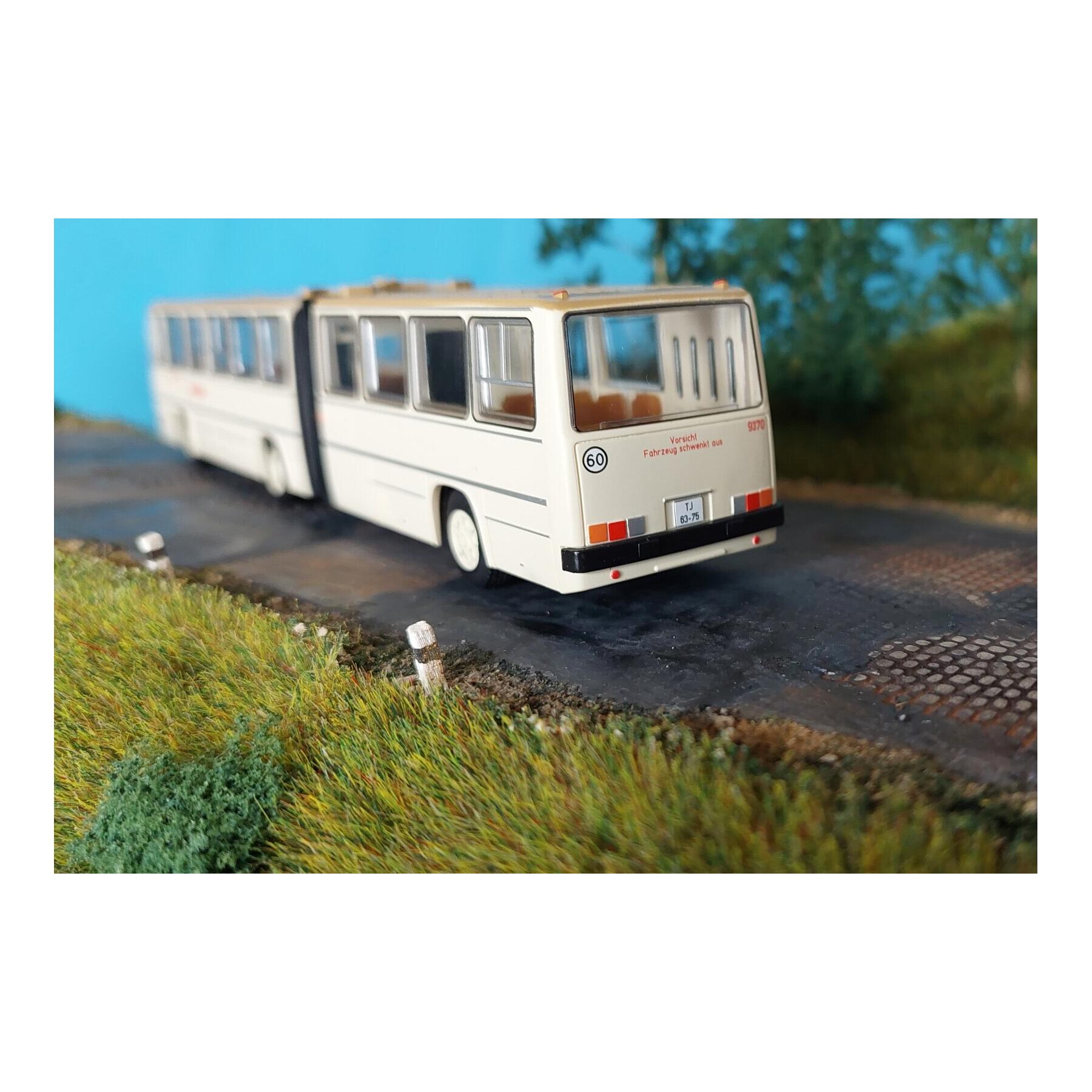 Modell-Car Zenker 03-4110B Ikarus 280.02 VEB NVK Zwickau beige ZS Zentralhaltestelle 1:87