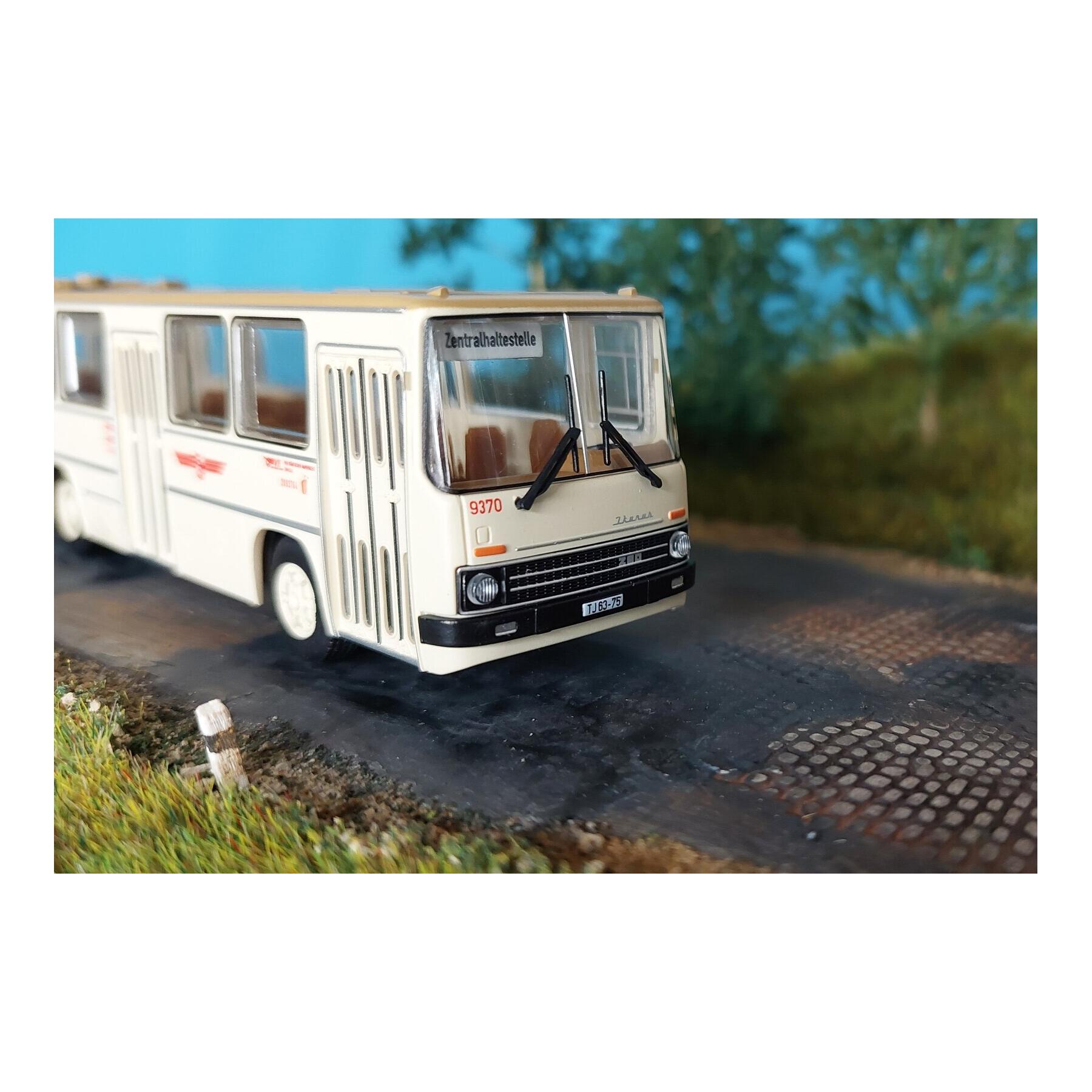 Modell-Car Zenker 03-4110B Ikarus 280.02 VEB NVK Zwickau beige ZS Zentralhaltestelle 1:87