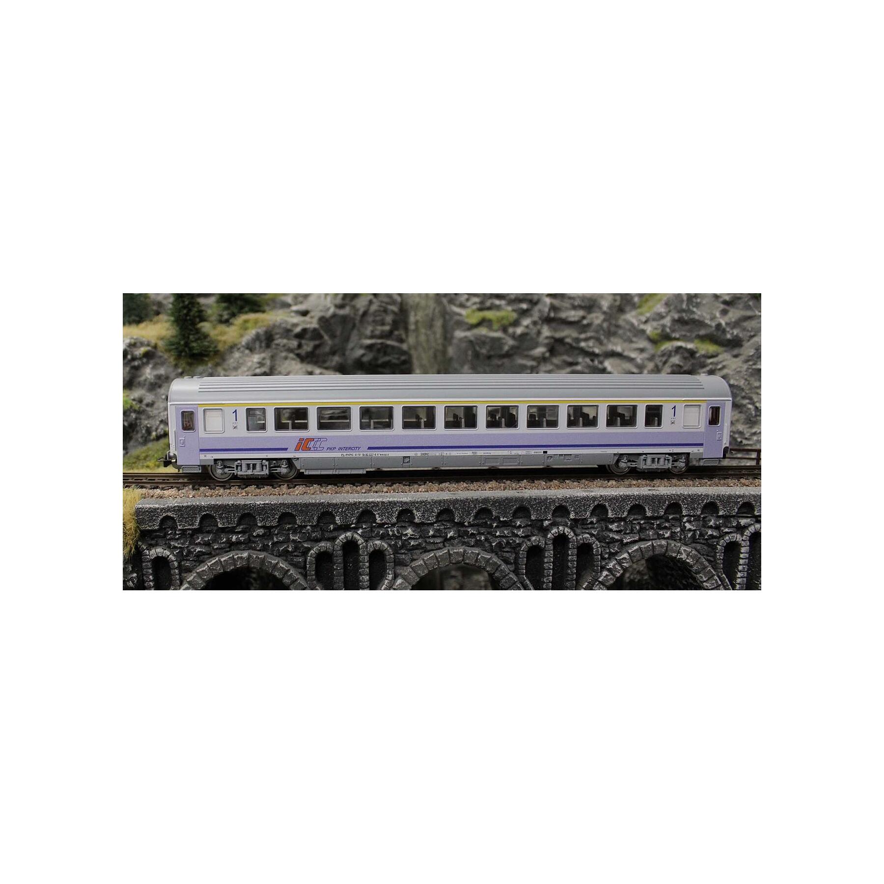 Piko 97931-2 IC Personenwagen 1.Klasse PKP - Neu / unbenutzt - Spur H0