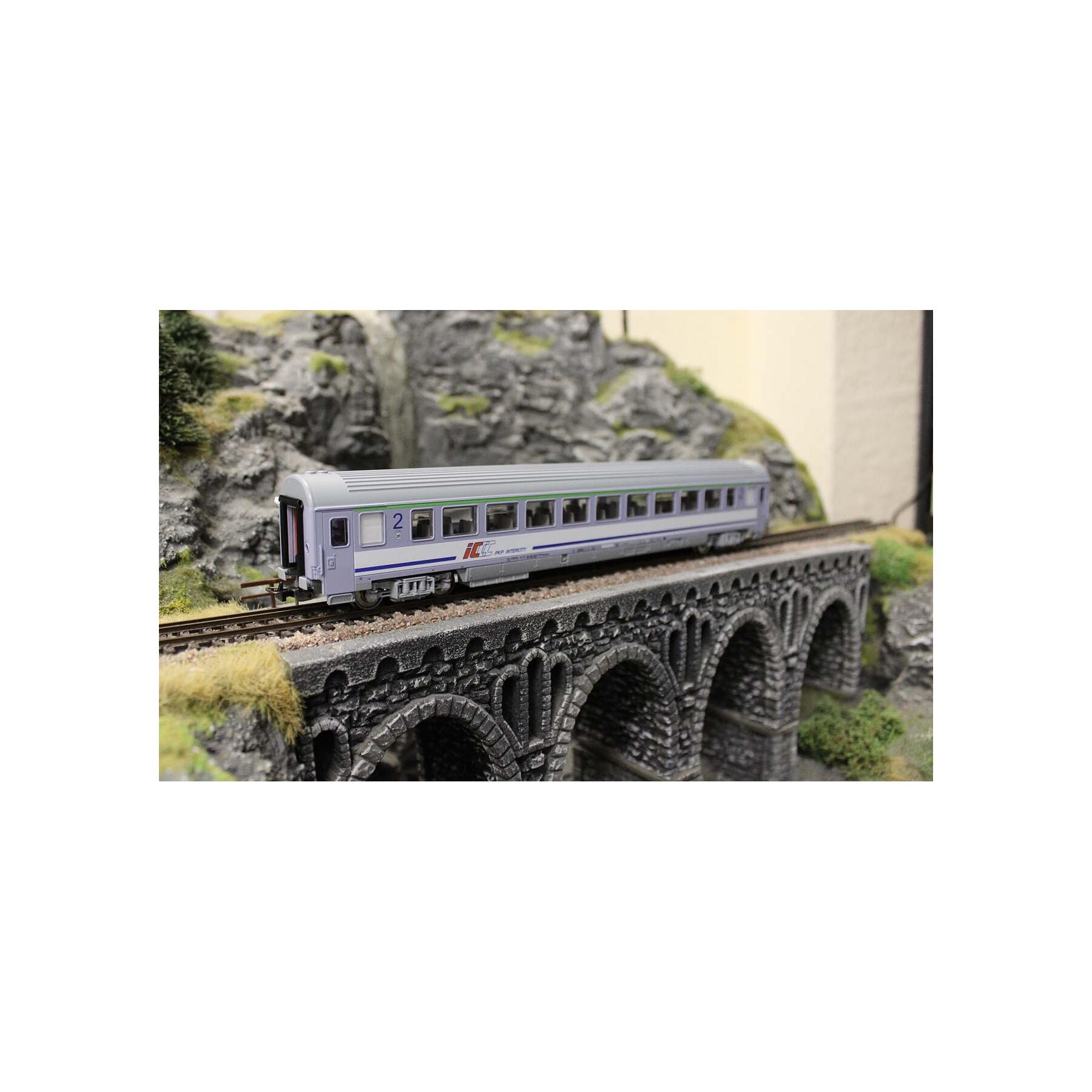 Piko 97931-4 IC Personenwagen 2.Klasse PKP - Neu / unbenutzt - Spur H0