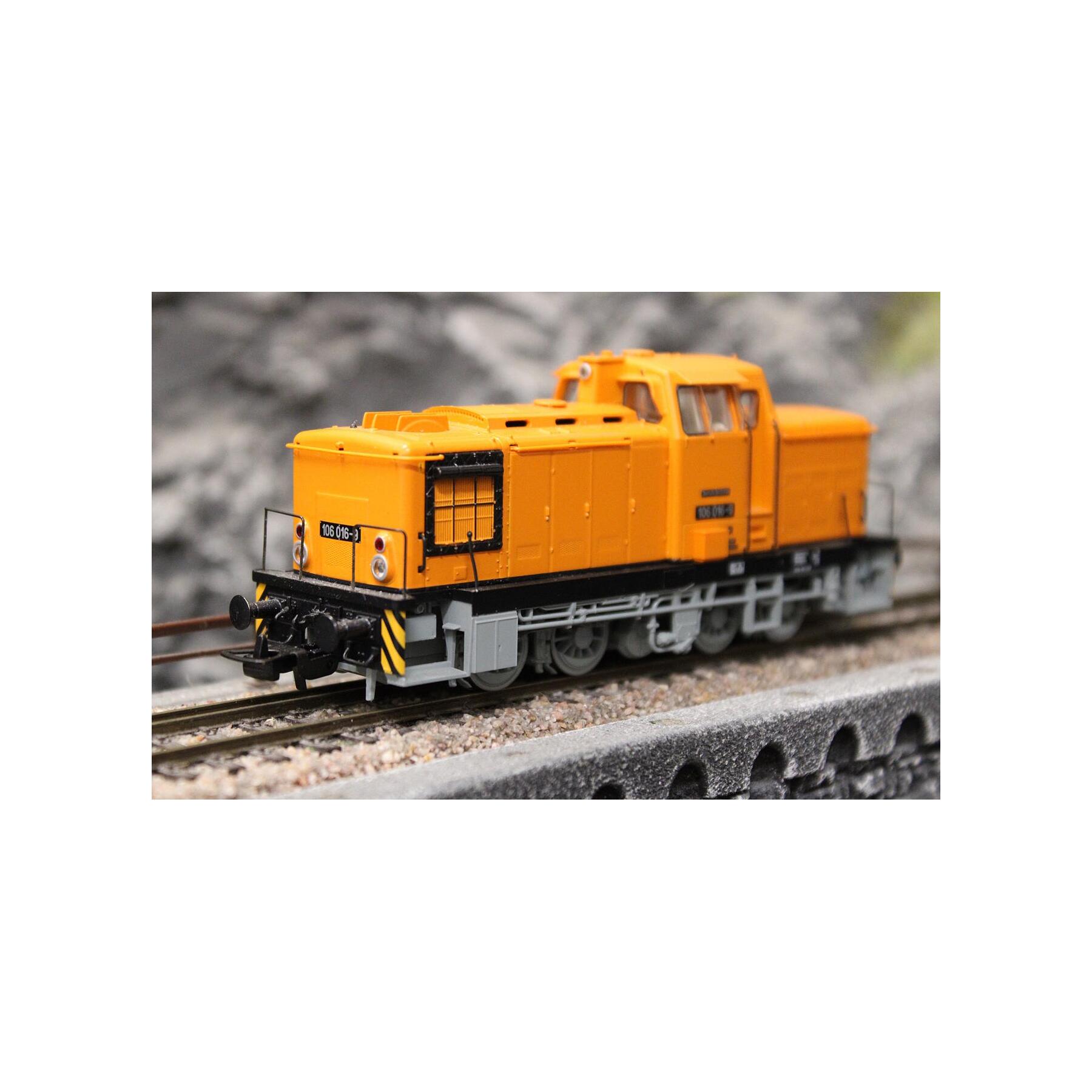 Roco 70265 Diesellokomotive BR 106 DR - Digital Sound - OVP