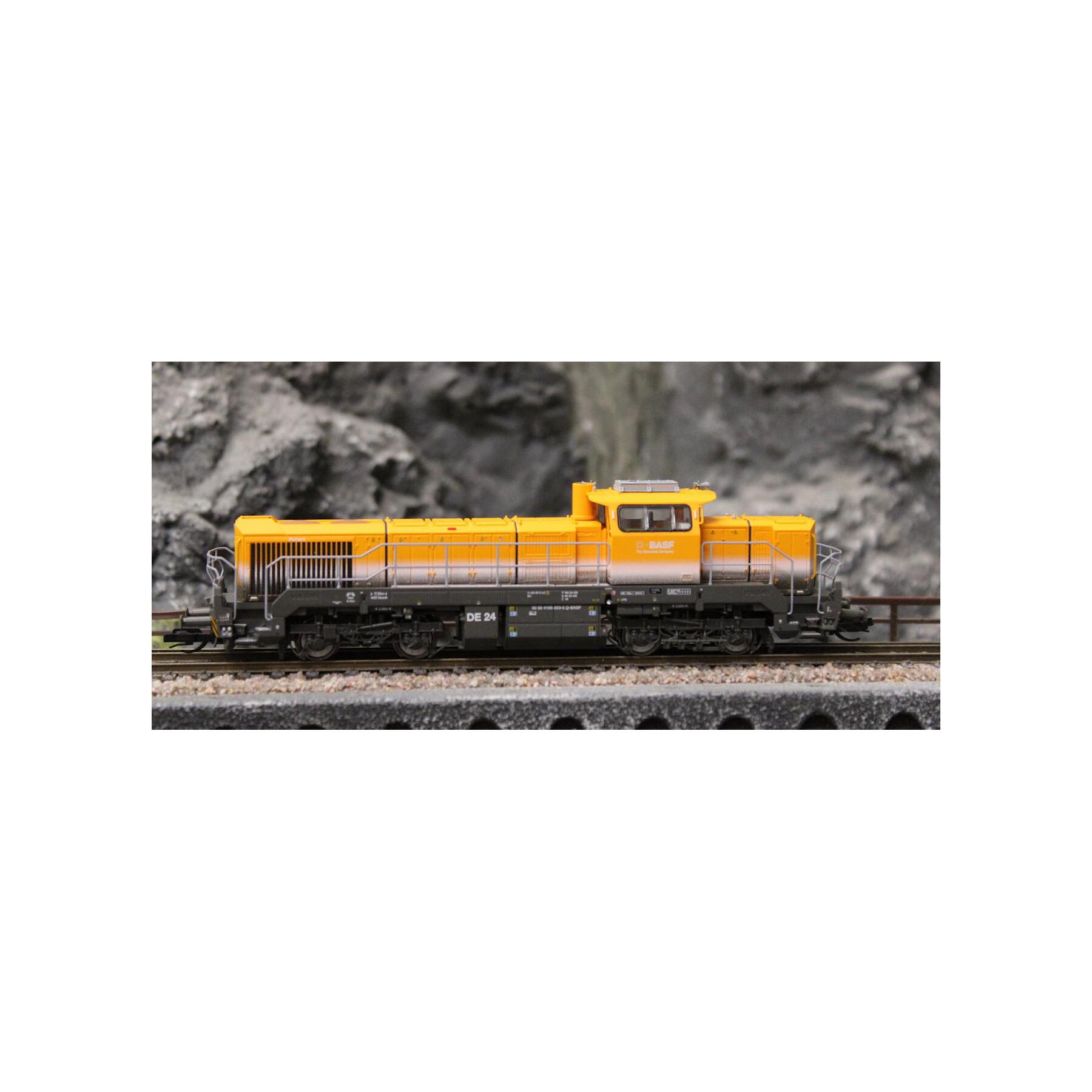 Arnold HN9072 TT Dieselelektrische Lokomotive Vossloh DE 18 BASF, orange/graue Farbgebung, Ep. VI