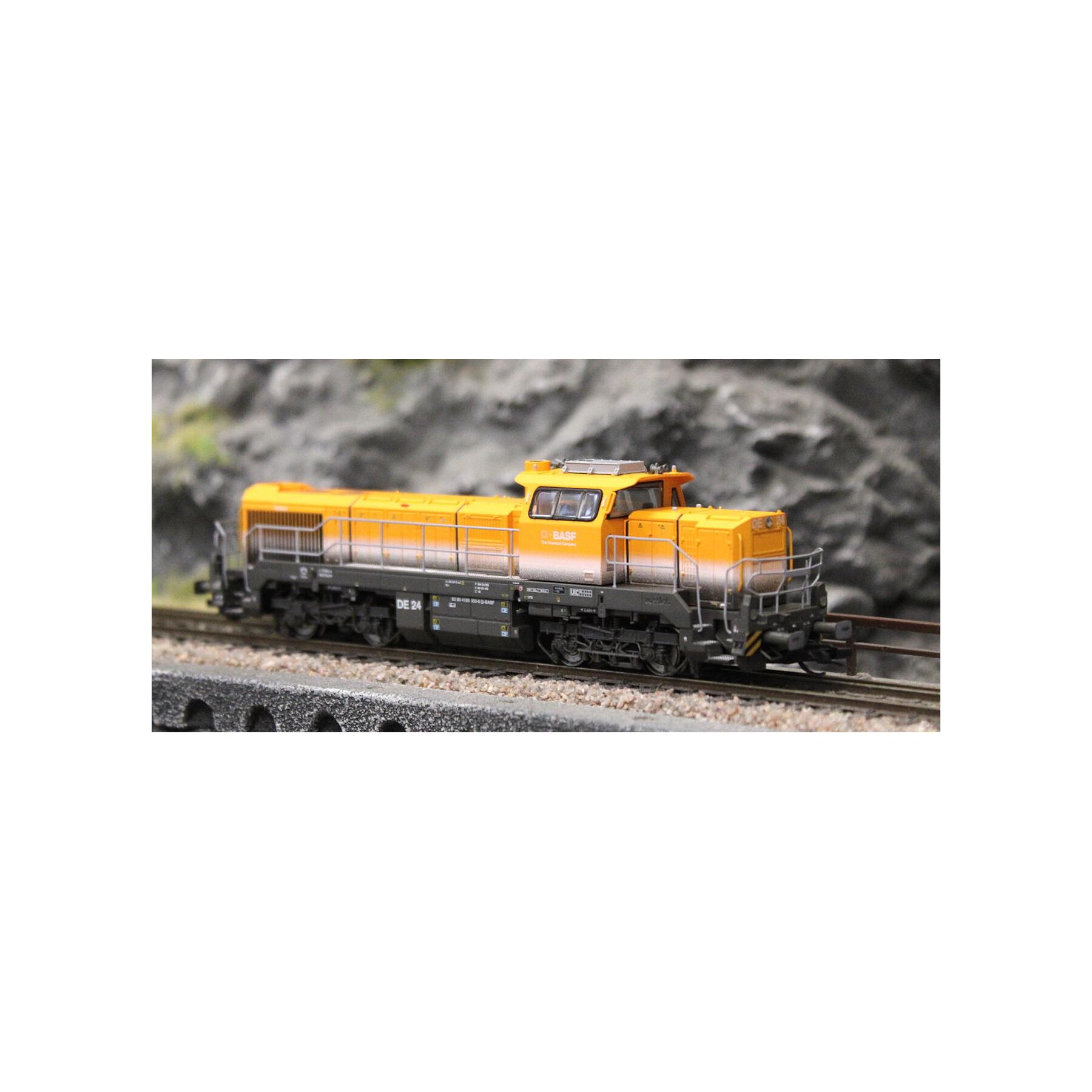 Arnold HN9072 TT Dieselelektrische Lokomotive Vossloh DE 18 BASF, orange/graue Farbgebung, Ep. VI