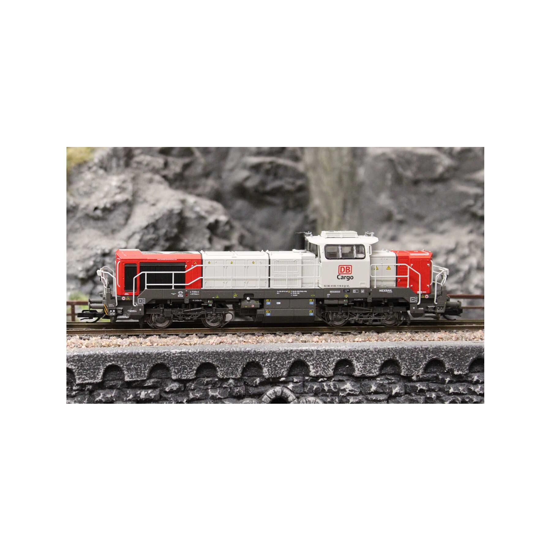 Arnold HN9073S TT Diesellokomotive Vossloh DE 18 DB Cargo, rot/graue Farbgebung, Ep. VI, mit Sounddecoder
