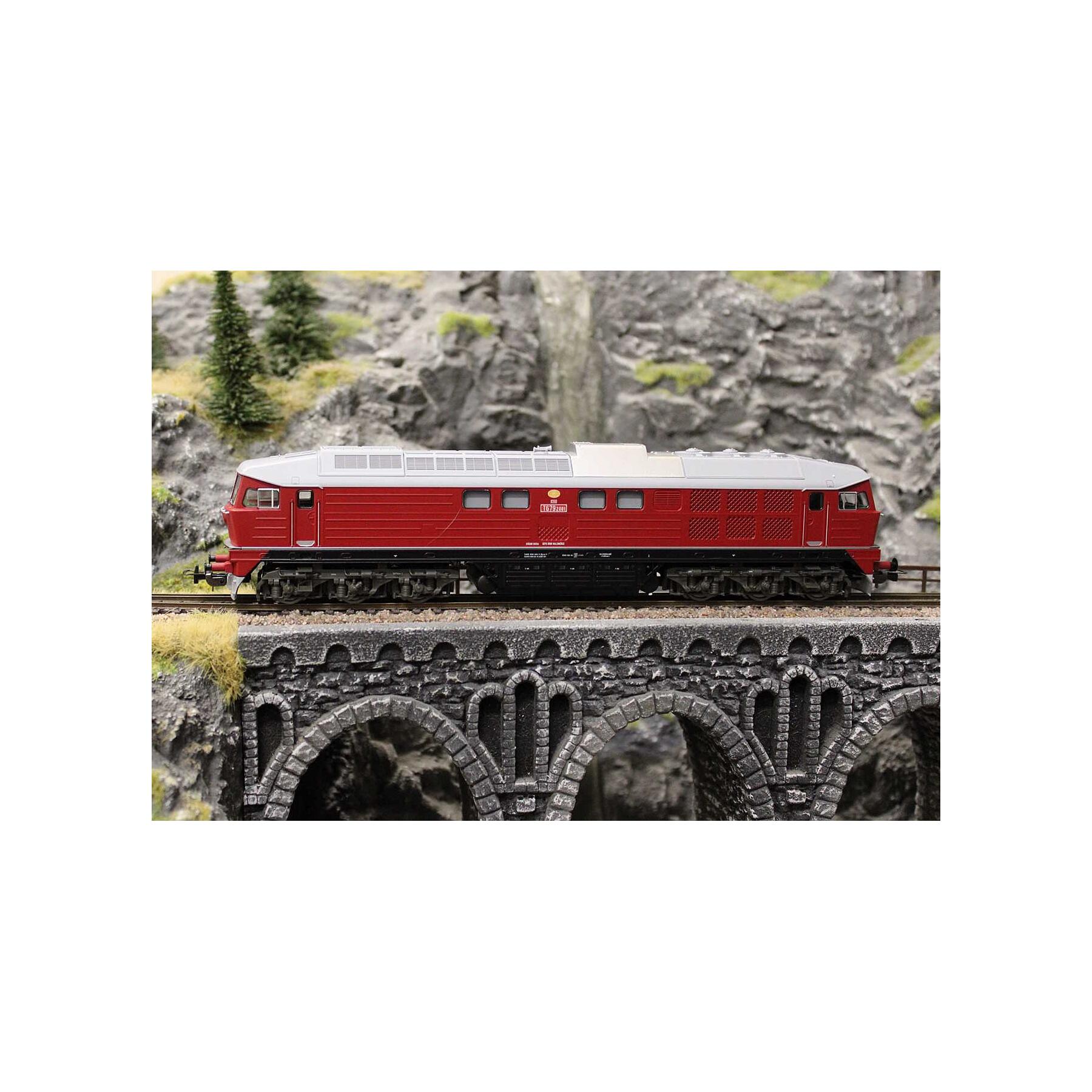 Piko Diesellokomotive BR 130 CSD