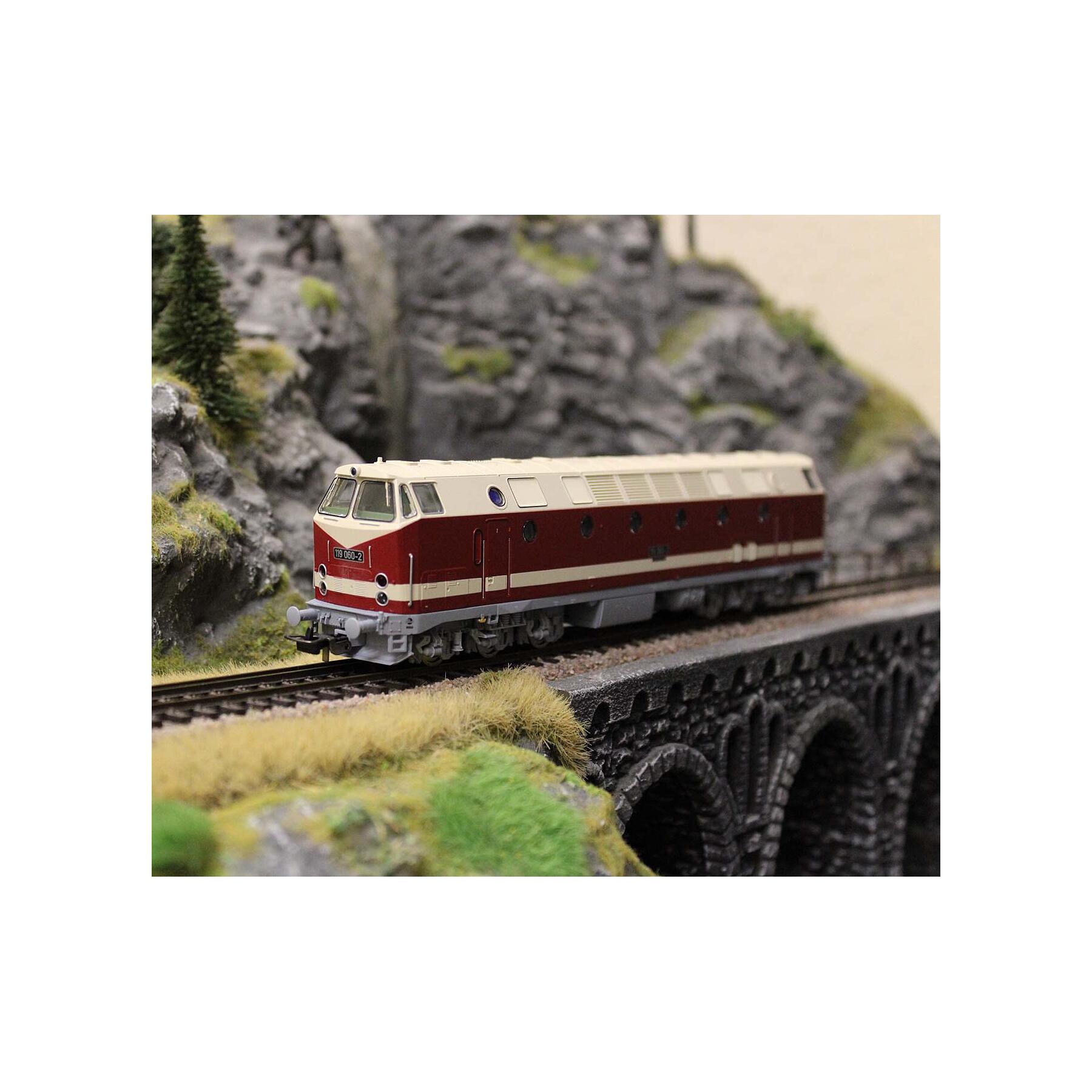 Piko Diesellokomotive BR 119 DR