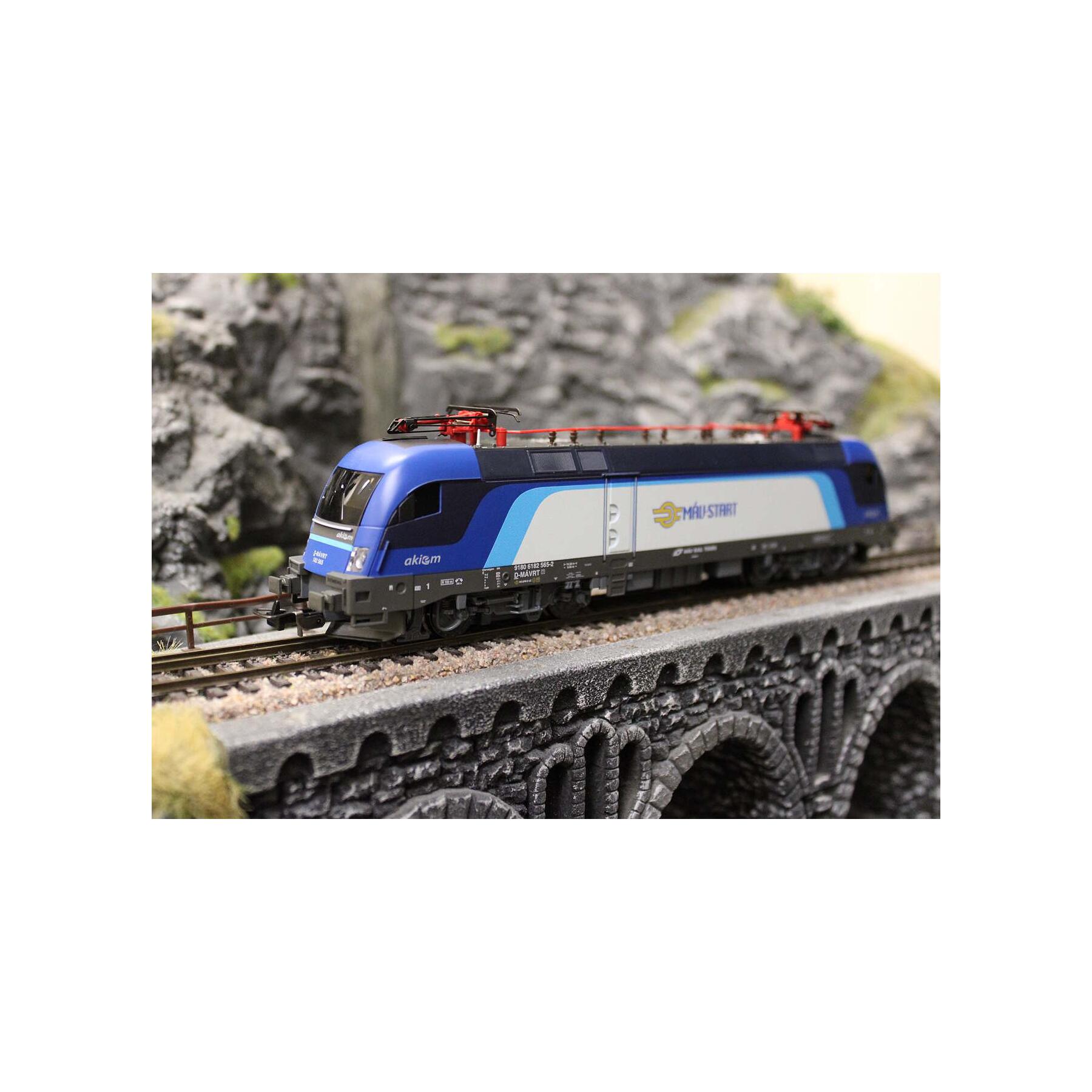 Piko Elektrolokomotive Taurus MAV
