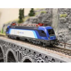 Piko Elektrolokomotive Taurus MAV