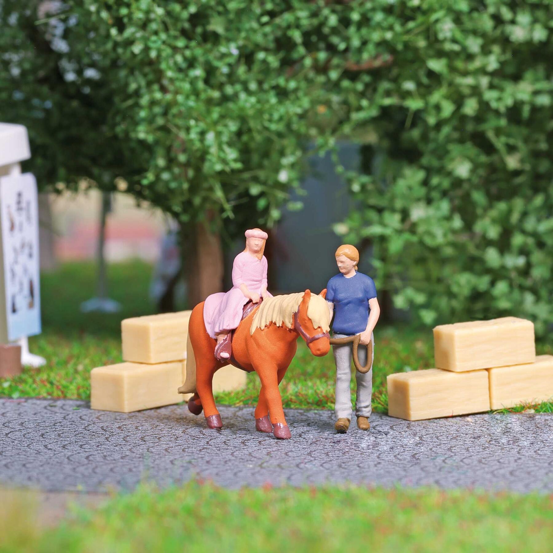 Busch 79804 A-Set: Ponyreiten H0