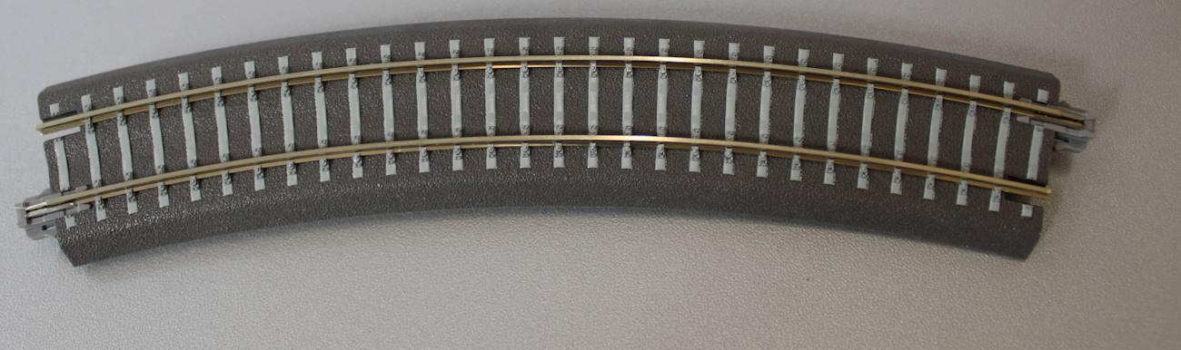Tillig 83709 BR 11 gebogenes Bettungsgleis