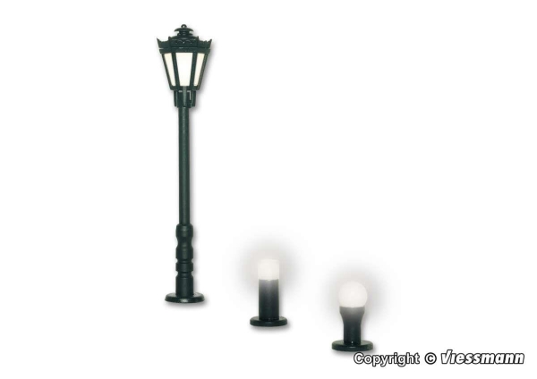 Viessmann 6160 H0 Gartenleuchten-Set, 3 Leuchten, schwarz,LED warmweiß