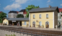 Auhagen 11369 Bahnhof Plottenstein