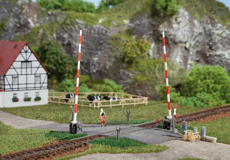 Auhagen 41604 Beschrankter Bahnübergang