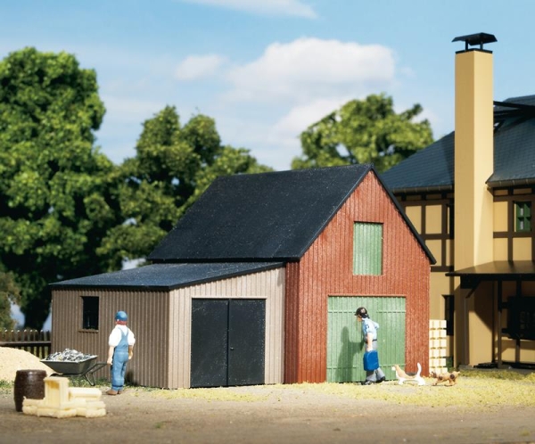 Auhagen 11408 Lagerschuppen mit Garage