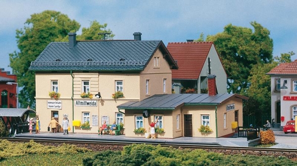 Auhagen 13231 Bahnhof Altmittweida