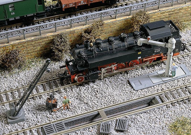 Auhagen 13289 Entschlackungsanlage mit Wasserkran
