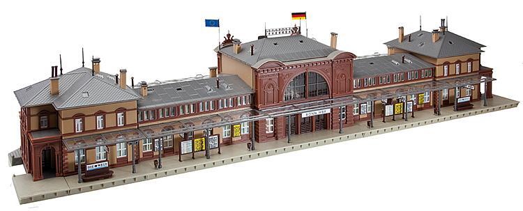 Faller 110113 Bahnhof -Bonn-