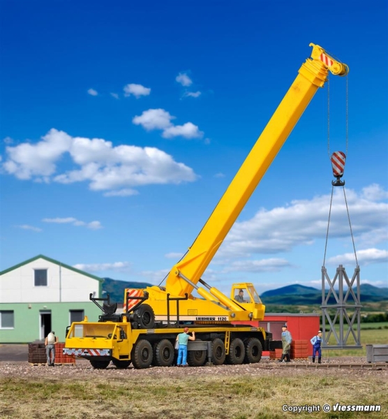 Kibri 13012 H0 LIEBHERR Teleskopkran 1120 mit Gitterspitze