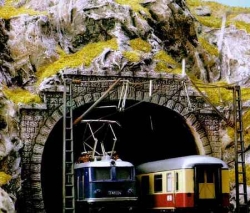 Busch 8192 Tunnelportal