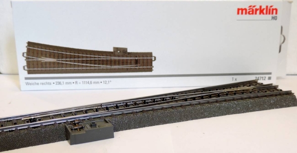 Märklin 024712 Weiche rechts r1114,6 mm